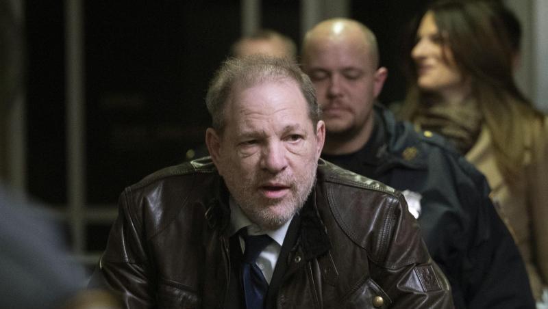 Harvey Weinstein beim Verlassen des Gerichtsgebäudes.