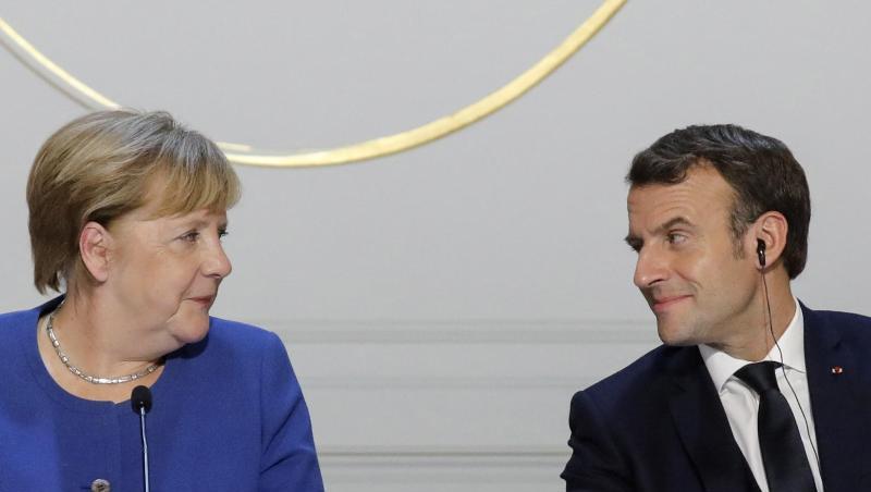 Merkel und Macron kündigten kurzfristig eine gemeinsame Initiative für eine europäische Antwort auf die Corona-Krise an. Merkel und Macron kündigten kurzfristig eine gemeinsame Initiative für eine europäische Antwort auf die Corona-Krise an.