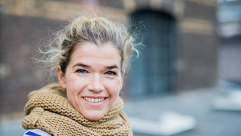 Briefe schreiben ist zumindest für Anke Engelke noch längst nicht aus der Mode gekommen.