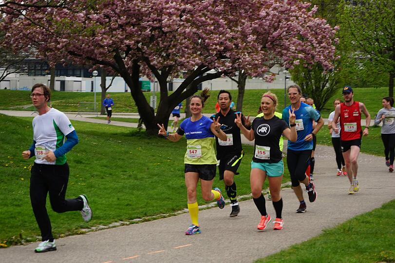 Bereits zum 12. Mal fand der Halbmarathon im Olympiapark statt. Die Bilder.