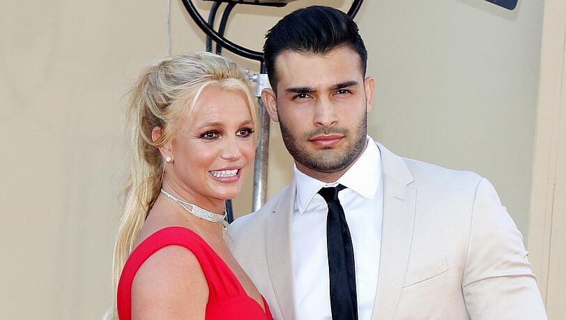 Britney Spears und Sam Asghari sind gerade gemeinsam im Urlaub. Britney Spears und Sam Asghari sind gerade gemeinsam im Urlaub.