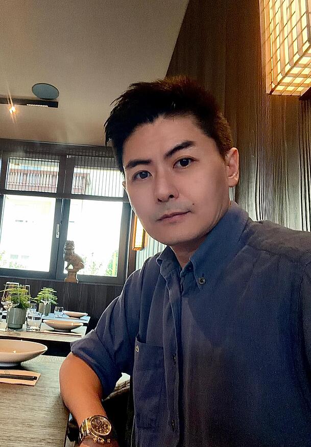 Rongan Liu führt das Ya in Bad Wiessee. Rongan Liu führt das Ya in Bad Wiessee.