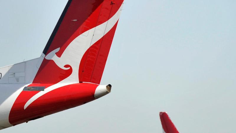 Die australische Fluggesellschaft Qantas will mehrere baugleiche Flugzeuge einer Inspektion unterziehen. Die australische Fluggesellschaft Qantas will mehrere baugleiche Flugzeuge einer Inspektion unterziehen.