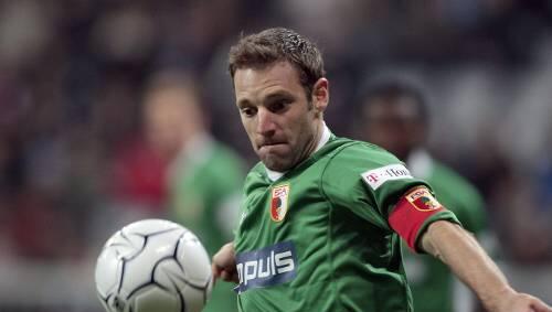 Dynamisch wie eh und jeh: Der Ex-Nürnberger Lars Müller, jetzt in Diensten des FC Augsburg Dynamisch wie eh und jeh: Der Ex-Nürnberger Lars Müller, jetzt in Diensten des FC Augsburg
