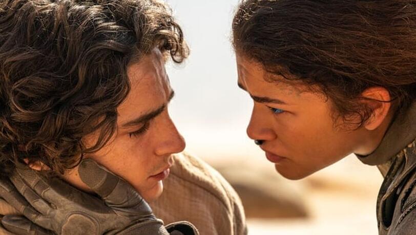 Timothée Chalamet und Zendaya kommen deutlich später mit "Dune 2" zurück. Timothée Chalamet und Zendaya kommen deutlich später mit "Dune 2" zurück.