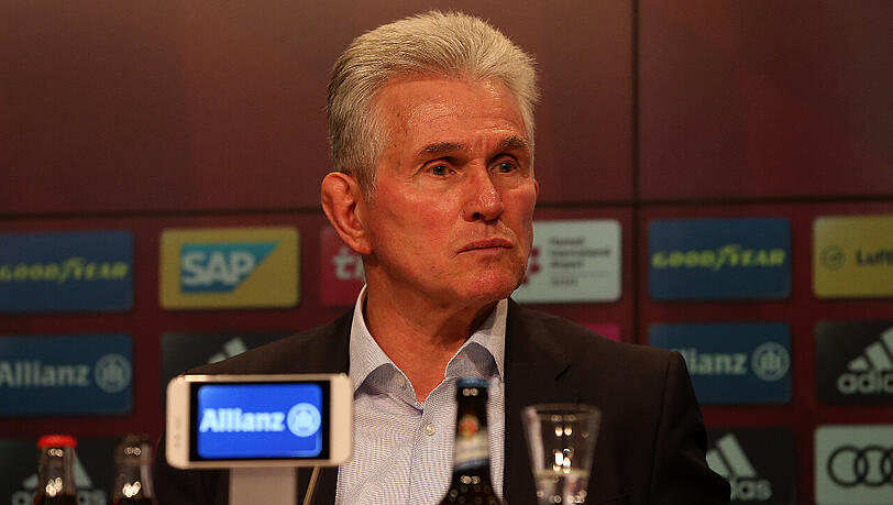 Bayern-Trainer Jupp Heynckes steht vor dem Bundesliga-Spiel beim FC Augsburg Rede und Antwort. Bayern-Trainer Jupp Heynckes steht vor dem Bundesliga-Spiel beim FC Augsburg Rede und Antwort.