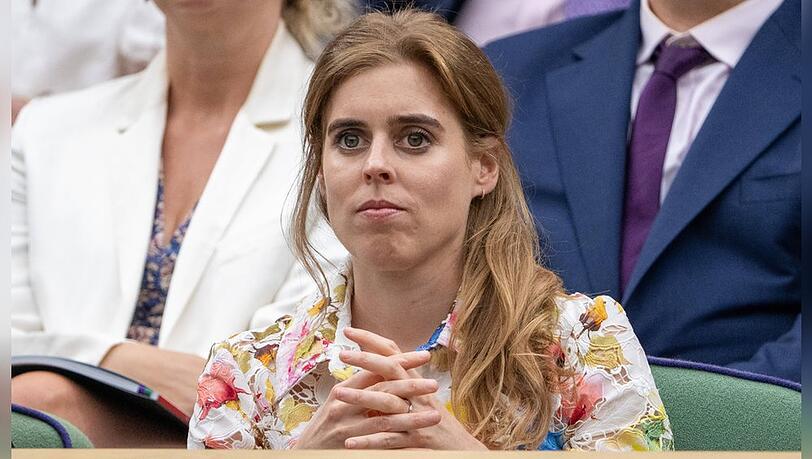 Prinzessin Beatrice am Dienstag in Wimbledon. Prinzessin Beatrice am Dienstag in Wimbledon.