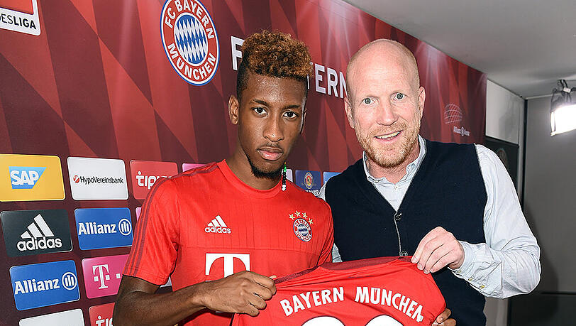 Sportchef Matthias Sammer(r) bei der offiziellen Vorstellung von Neuzugang Kingsley Coman. Sportchef Matthias Sammer(r) bei der offiziellen Vorstellung von Neuzugang Kingsley Coman.