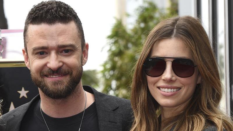 Justin Timberlake hat sich bei seiner Frau Jessica Biel für sein Fehlverhalten entschuldigt. Justin Timberlake hat sich bei seiner Frau Jessica Biel für sein Fehlverhalten entschuldigt.