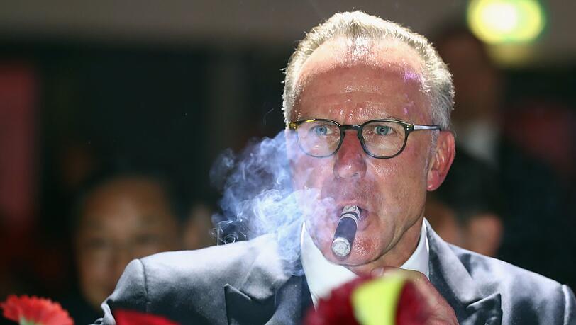 Ist kein Amateur: Karl-Heinz Rummenigge. Ist kein Amateur: Karl-Heinz Rummenigge.