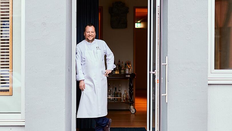 Münchens Dreisternekoch: Jan Hartwig (42), der in seinem eigenen Restaurant Jan für Feinschmecker-Genüsse sorgt. Münchens Dreisternekoch: Jan Hartwig (42), der in seinem eigenen Restaurant Jan für Feinschmecker-Genüsse sorgt.