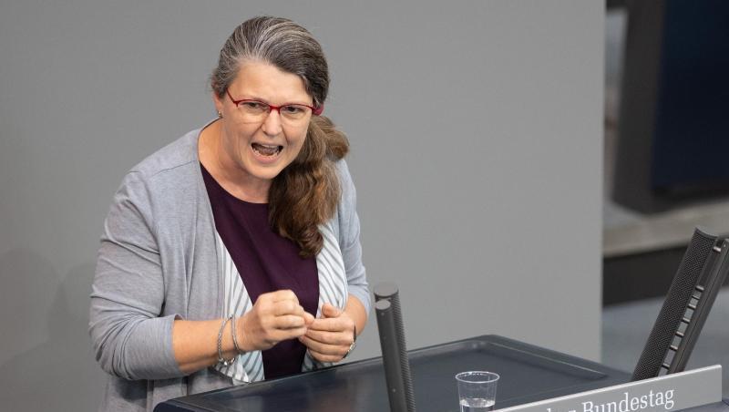 Ute Vogt (SPD) spricht in der Plenarsitzung im Deutschen Bundestag. Ute Vogt (SPD) spricht in der Plenarsitzung im Deutschen Bundestag.