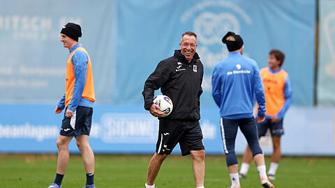 Soll den TSV 1860 wieder auf Aufstiegskurs bringen: Trainer Markus Kauczinski. Soll den TSV 1860 wieder auf Aufstiegskurs bringen: Trainer Markus Kauczinski.