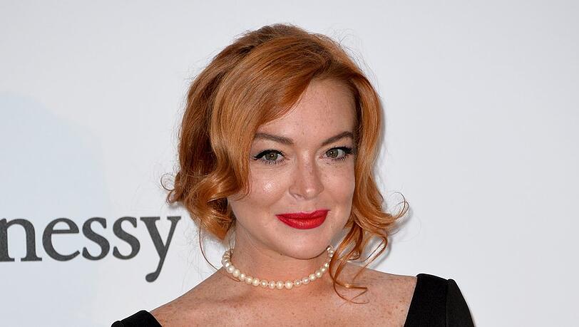 Glücklich: Lindsay Lohan ist seit Kurzem Mutter eines Sohnes. Ihren After-Baby-Body zeigt sie jetzt stolz im Netz. Glücklich: Lindsay Lohan ist seit Kurzem Mutter eines Sohnes. Ihren After-Baby-Body zeigt sie jetzt stolz im Netz.