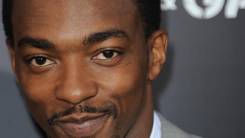 Eine durchzechte Nacht wurde ihm zum Verhängnis: Anthony Mackie Eine durchzechte Nacht wurde ihm zum Verhängnis: Anthony Mackie