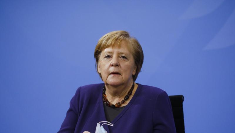 Kanzlerin Merkel hält es für möglich, dass die Corona-Maßnahmen vor Weihnachten nochmals verschärft werden können. Kanzlerin Merkel hält es für möglich, dass die Corona-Maßnahmen vor Weihnachten nochmals verschärft werden können.