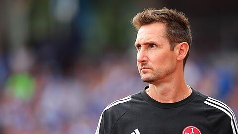 Nürnberg-Trainer Klose will der Favoritenrolle in Saarbrücken gerecht werden. Nürnberg-Trainer Klose will der Favoritenrolle in Saarbrücken gerecht werden.