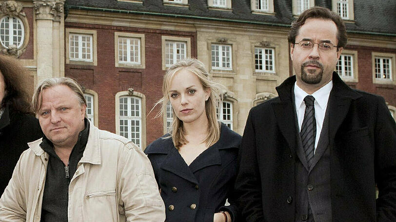 Ehemaliges Münster-"Tatort"-Team: Kommissarin Nadeshda Krusenstern (Friederike Kempter) zwischen Kommissar Frank Thiel (Axel Prahl, l.) und Rechtsmediziner Prof. Karl-Friedrich Boerne (Jan Josef Liefers)