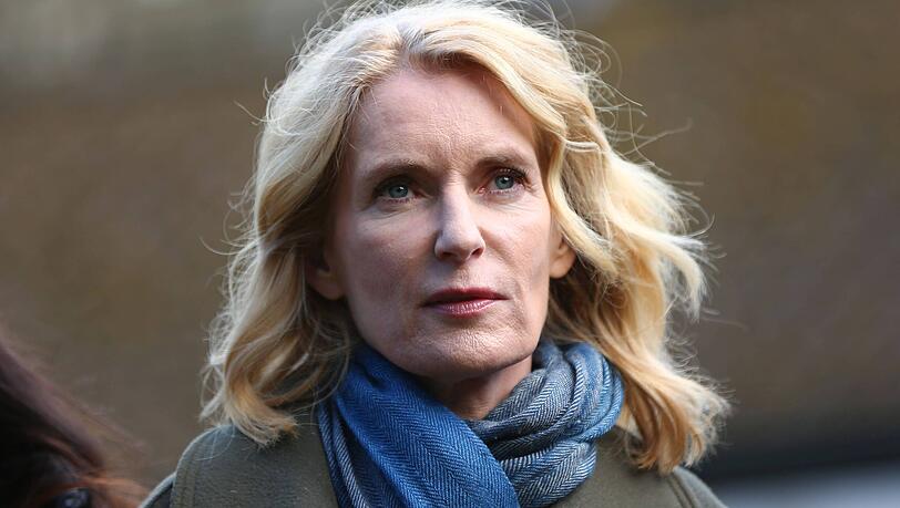 Maria Furtwängler spricht über Weiblichkeit, Mutterschaft und Erziehung. Maria Furtwängler spricht über Weiblichkeit, Mutterschaft und Erziehung.