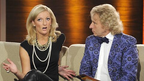 2011 war Monika Gruber bei Thomas Gottschalk in der Show "Wetten, dass..?" zu Gast. Die aktuelle Kritik an dem Moderator hält sie für überzogen. 2011 war Monika Gruber bei Thomas Gottschalk in der Show "Wetten, dass..?" zu Gast. Die aktuelle Kritik an dem Moderator hält sie für überzogen.