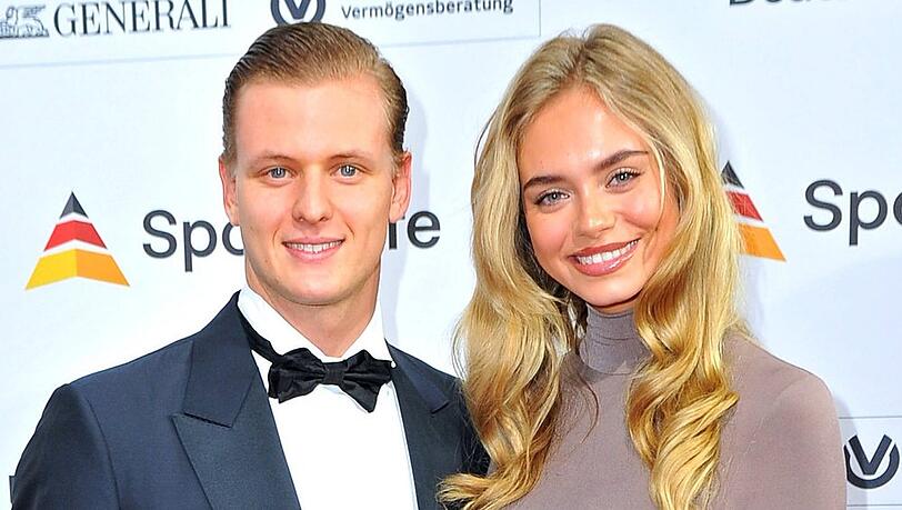 Mick Schumacher und Laila Hasanovic kamen gemeinsam zum "Ball des Sports". Mick Schumacher und Laila Hasanovic kamen gemeinsam zum "Ball des Sports".