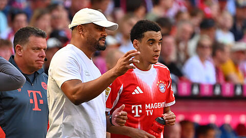 Trainer Kompany (l.) braucht im Rückspiel gegen PSG Musialas genialen Momente. Trainer Kompany (l.) braucht im Rückspiel gegen PSG Musialas genialen Momente.