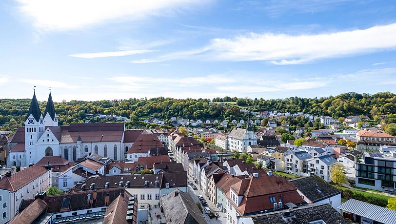 Präventiv sollen die Menschen aktuelle Rechnungen aus dem Rathaus gründlich prüfen, bevor sie beglichen werden, heißt es in den Hinweisen der Stadt. (Archivbild) Präventiv sollen die Menschen aktuelle Rechnungen aus dem Rathaus gründlich prüfen, bevor sie beglichen werden, heißt es in den Hinweisen der Stadt. (Archivbild)