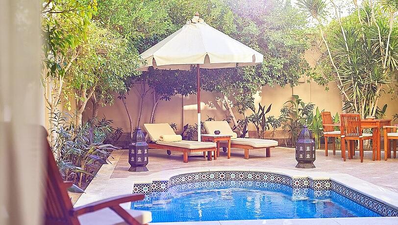Wellness-Oasen, Familientrips, Sporturlaub - "HolidayCheck" prämiert die besten Hotels 2020 Wellness-Oasen, Familientrips, Sporturlaub - "HolidayCheck" prämiert die besten Hotels 2020
