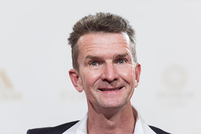 Für Deutschlands Schwimm-Ikone Michael Groß (u.) fehlt diesen Spielen ohne Fans der besondere Olympia-Flair. Für Deutschlands Schwimm-Ikone Michael Groß (u.) fehlt diesen Spielen ohne Fans der besondere Olympia-Flair.