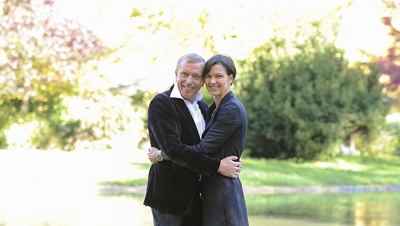 Nach 29 Jahren trauen sie sich endlich - und sind auch etwas aufgeregt: Franz Rauch und Nora Goller heiraten am Donnerstag. Nach 29 Jahren trauen sie sich endlich - und sind auch etwas aufgeregt: Franz Rauch und Nora Goller heiraten am Donnerstag.