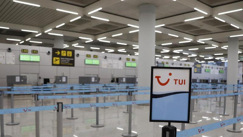 Tui unterbricht den überwiegenden Teil des Reisegeschäfts. Tui unterbricht den überwiegenden Teil des Reisegeschäfts.
