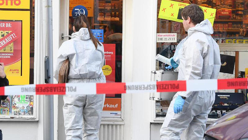 Bei der Gewalttat im Stadtteil Biebrich ist eine Frau getötet worden. Bei der Gewalttat im Stadtteil Biebrich ist eine Frau getötet worden.