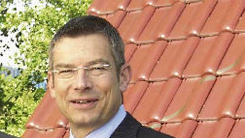 Dominik B., das Opfer der feigen Prügel-Attacke Dominik B., das Opfer der feigen Prügel-Attacke