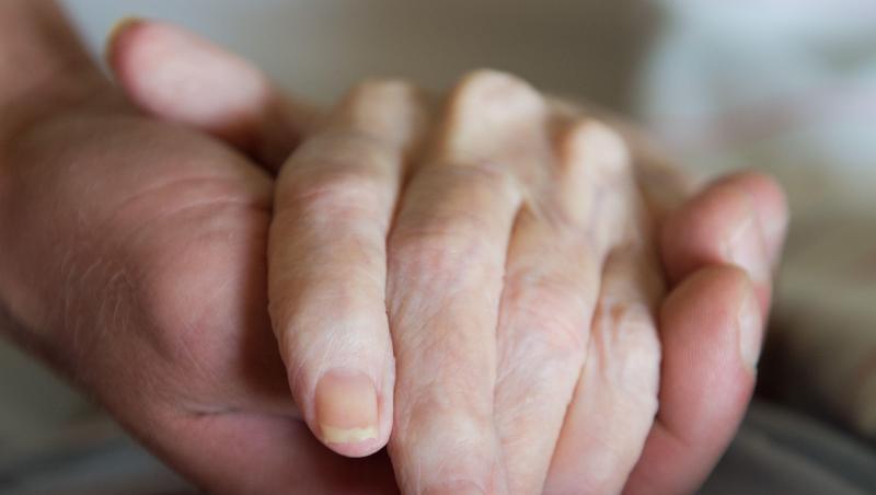 Sterbehilfe als Dienstleistung ist seit Dezember 2015 durch den neuen Paragrafen 217 im Strafgesetzbuch verboten. Sterbehilfe als Dienstleistung ist seit Dezember 2015 durch den neuen Paragrafen 217 im Strafgesetzbuch verboten.