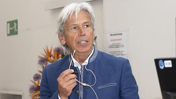 Prof. Dr. med. Volkmar Nüssler Prof. Dr. med. Volkmar Nüssler