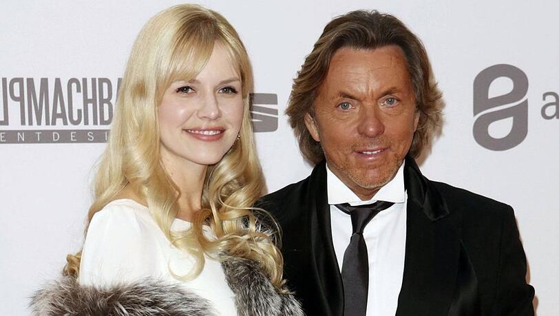 Otto Kern und Naomi-Valeska Kern waren seit 2008 verheiratet. Otto Kern und Naomi-Valeska Kern waren seit 2008 verheiratet.