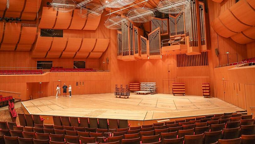 Auch für die Nutzung der Philharmonie gibt es viele Anfragen. Bis zum Herbst werden hier aber vorerst keine Großproduktionen gezeigt. Auch für die Nutzung der Philharmonie gibt es viele Anfragen. Bis zum Herbst werden hier aber vorerst keine Großproduktionen gezeigt.