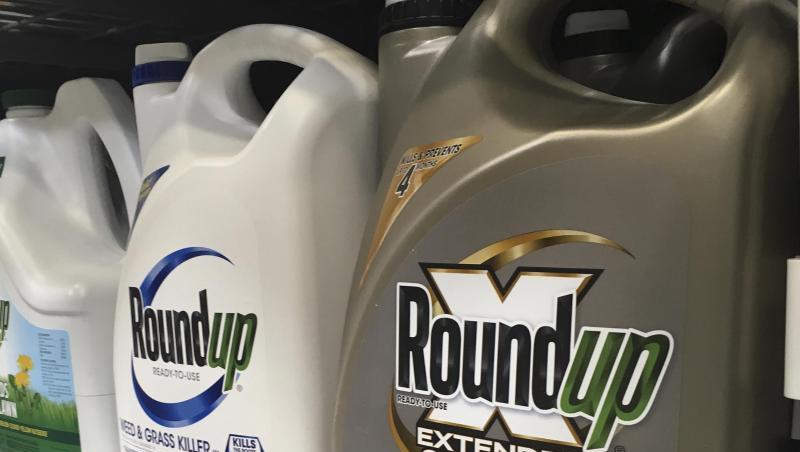 Das Unkrautvernichtungsmittel "Roundup" in einem Ladenregal in San Francisco. Das Unkrautvernichtungsmittel "Roundup" in einem Ladenregal in San Francisco.