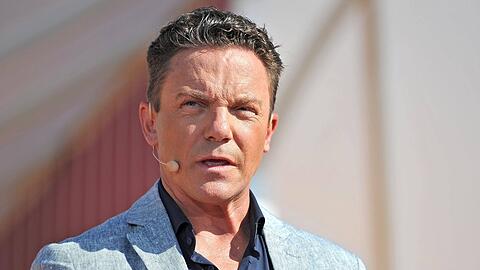 Stefan Mross hegt noch so manchen beruflichen Traum. Nun spricht er über seine Schauspielpläne. Stefan Mross hegt noch so manchen beruflichen Traum. Nun spricht er über seine Schauspielpläne.
