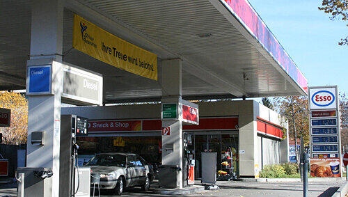 Tatort: die Esso-Tankstelle in der Sulzbacher Straße in Nürnberg Tatort: die Esso-Tankstelle in der Sulzbacher Straße in Nürnberg