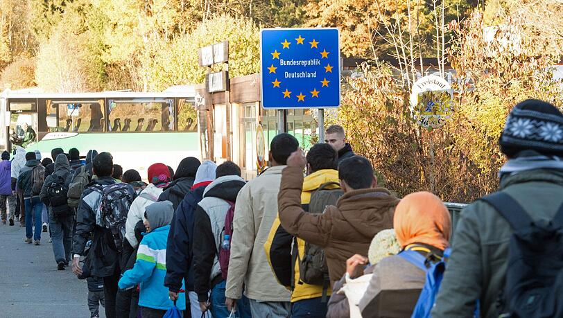 Insbesondere seit der Flüchtlingswelle im herbst 2015 boomen Vorurteile. Insbesondere seit der Flüchtlingswelle im herbst 2015 boomen Vorurteile.