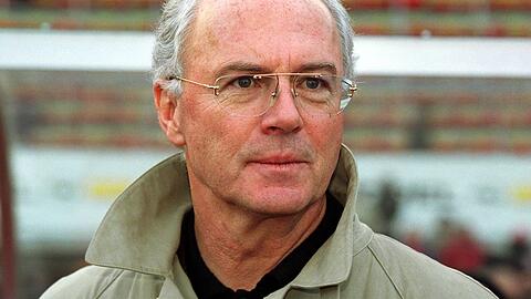 Die legendäre Wutrede von Lyon von Bayern-Ikone Beckenbauer jährt sich am 7. März zum 25. Mal. Die legendäre Wutrede von Lyon von Bayern-Ikone Beckenbauer jährt sich am 7. März zum 25. Mal.