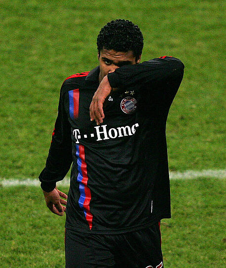 Pflichtspieldebüt im März 2008: Im Rückspiel des UEFA Cup-Achtelfinales gegen den RSC Anderlecht lief Breno erstmals für den FC Bayern auf. Bei der 1:2-Heimniederlage blieb der Brasilianer allerdings blass.