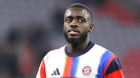 Verlängert er beim FC Bayern oder verlässt er den Klub im Sommer ablösefrei? Dayot Upamecano. Verlängert er beim FC Bayern oder verlässt er den Klub im Sommer ablösefrei? Dayot Upamecano.