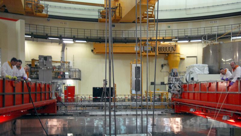 Wartungsarbeiten im bayerischen Atomkraftwerk Gundremmingen (Archiv). Wartungsarbeiten im bayerischen Atomkraftwerk Gundremmingen (Archiv).