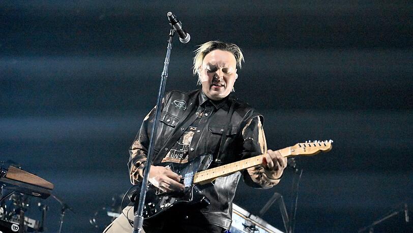 Win Butler wurde im Laufe des Abends immer euphorischer, bedankte sich mehrmals beim Publikum. Win Butler wurde im Laufe des Abends immer euphorischer, bedankte sich mehrmals beim Publikum.