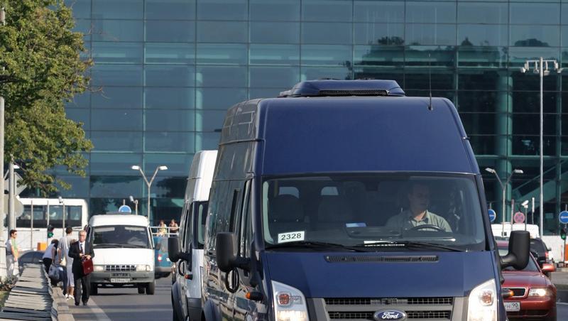 Wagen mit den ausgetauschten russischen Spionen. Wagen mit den ausgetauschten russischen Spionen.