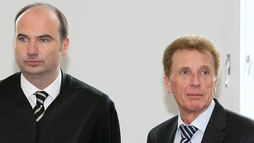 Jürgen Langer als Anwalt von Ex-Schiri-Obmann Manfred Amerell, der im Dezember verstorben ist. Jürgen Langer als Anwalt von Ex-Schiri-Obmann Manfred Amerell, der im Dezember verstorben ist.