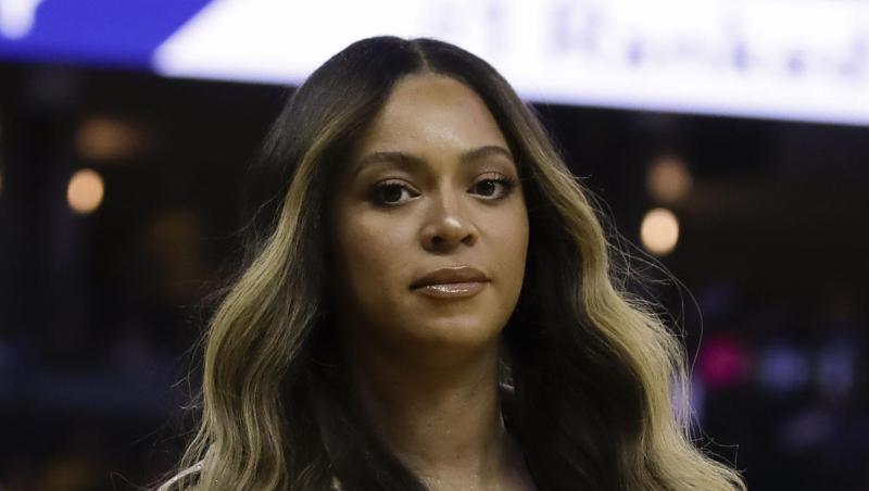 Beyoncé hat einen neuen Song veröffentlicht. Beyoncé hat einen neuen Song veröffentlicht.