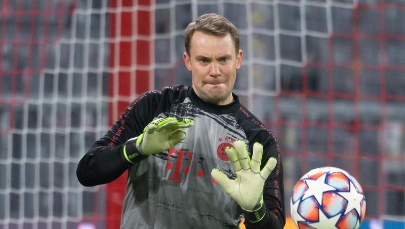 Über den Torwart und Kapitän des FC Bayern München Manuel Neuer, sagt Trainer Flick: "Er bleibt der weltbeste Torhüter, daran ändern die Gegentore nichts". Über den Torwart und Kapitän des FC Bayern München Manuel Neuer, sagt Trainer Flick: "Er bleibt der weltbeste Torhüter, daran ändern die Gegentore nichts".